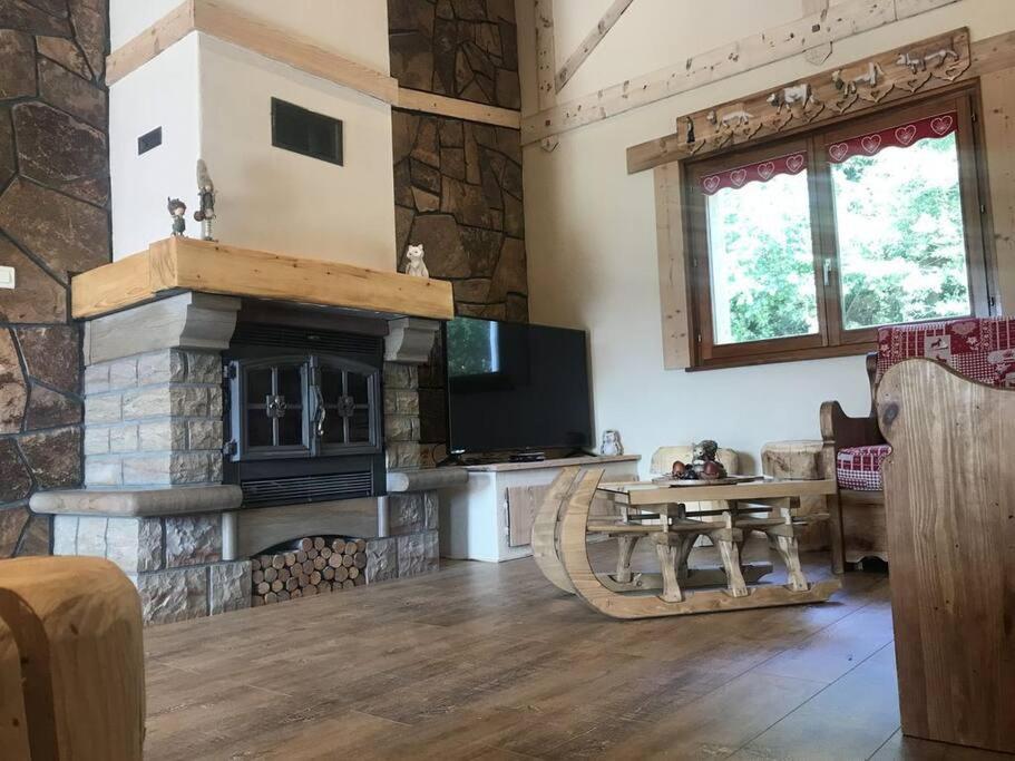 Chalet Spa Le Diamant Nathalie Mn La Rouge La Bresse Luaran gambar